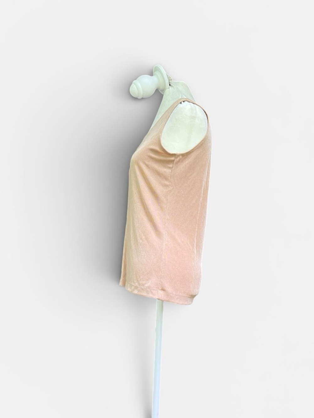 Chico’s Travelers Slinky Contemporary Tank in Champagne Size 1 NWT - Picture 8 of 11